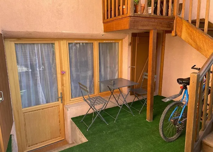 Studio, With Amenities Around Faverges